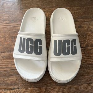 UGG Wilcox Slide Sandal white